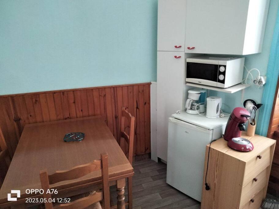 Le Nid Douillet Industriel Apartment La Bourboule Ngoại thất bức ảnh